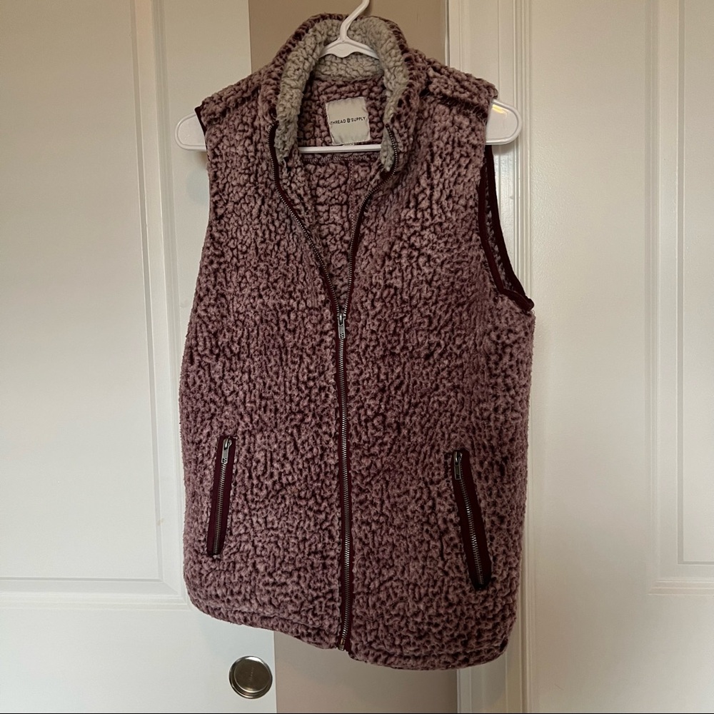 Pink fuzzy Sherpa vest 💗 thread & supply
